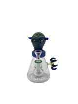 Glass Bong 7in Green Fish Design (MSRP $69.99)